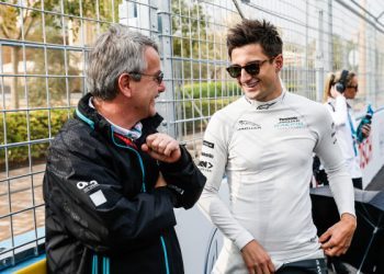 RIYADH STREET CIRCUIT, SAUDI ARABIA - DECEMBER 15: Mitch Evans (NZL), Panasonic Jaguar Racing on the grid during the Ad Diriyah E-prix at Riyadh Street Circuit on December 15, 2018 in Riyadh Street Circuit, Saudi Arabia. (Photo by Andrew Ferraro / LAT Images)