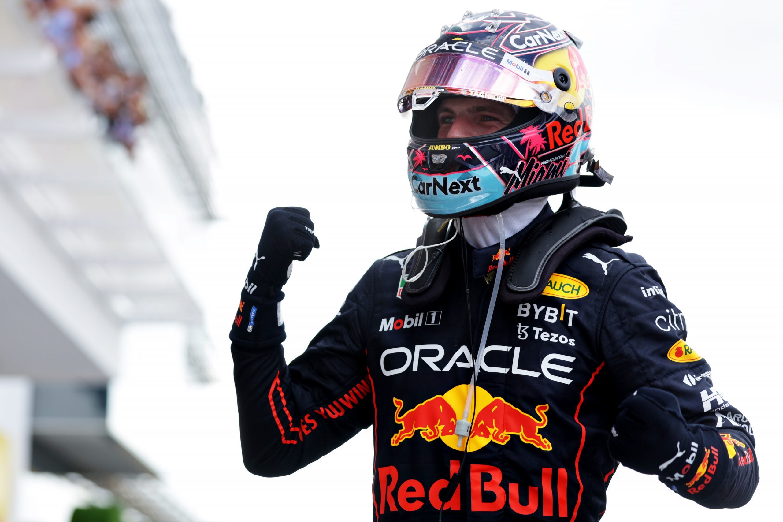 MIAMI, FLORIDA - MAY 08: Race winner Max Verstappen of the Netherlands and Oracle Red Bull Racing celebrates in parc ferme during the F1 Grand Prix of Miami at the Miami International Autodrome on May 08, 2022 in Miami, Florida. (Photo by Mark Thompson/Getty Images) // Getty Images / Red Bull Content Pool // SI202205083076 // Usage for editorial use only //