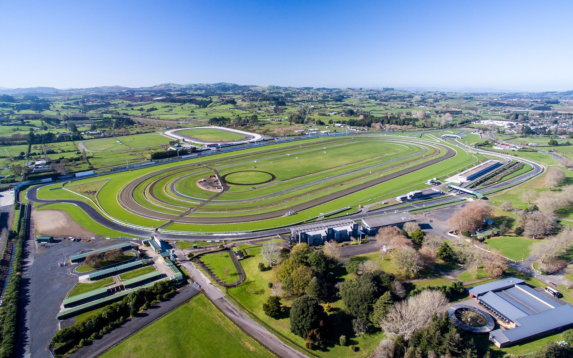 Pukekohe Park Raceway from above