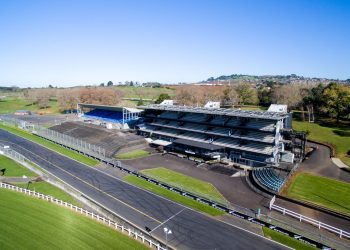 Pukekohe Park Raceway pit straight and spectator stands