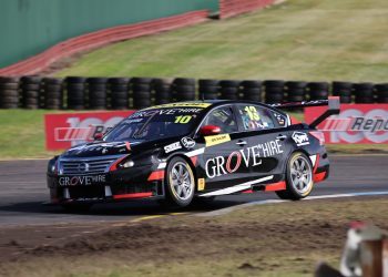 Matthew Payne Nissan Altima at Sandown