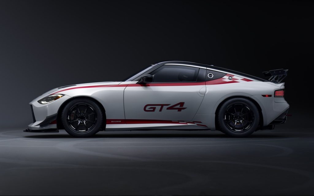 Nissan Z GT4 side view