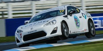 Callum Hedge racing Toyota 86 at Pukekohe front three quarter view