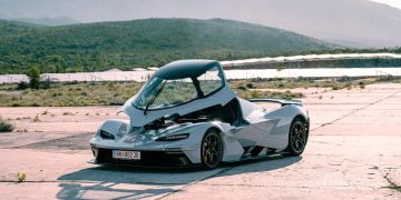 KTM X-Bow GT-XR front three quarter view with canopy open