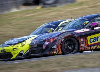 Two Toyota GT86 race cars racing