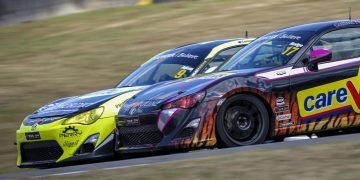 Two Toyota GT86 race cars racing