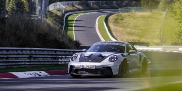 Porsche 911 GT3 RS front three quarter view on track