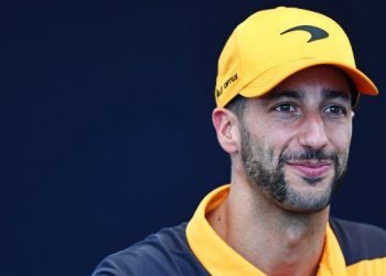 Daniel Ricciardo smiling