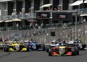 Toyota Race Series cars at Hampton Downs