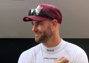 Shane van Gisbergen to race sprint cars