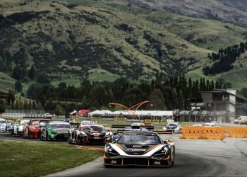 GT cars racing at Highlands Motorsport Park 2023