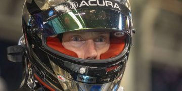 Brendon Hartley wearing race helmet at 2023 24 Hours of Daytona
