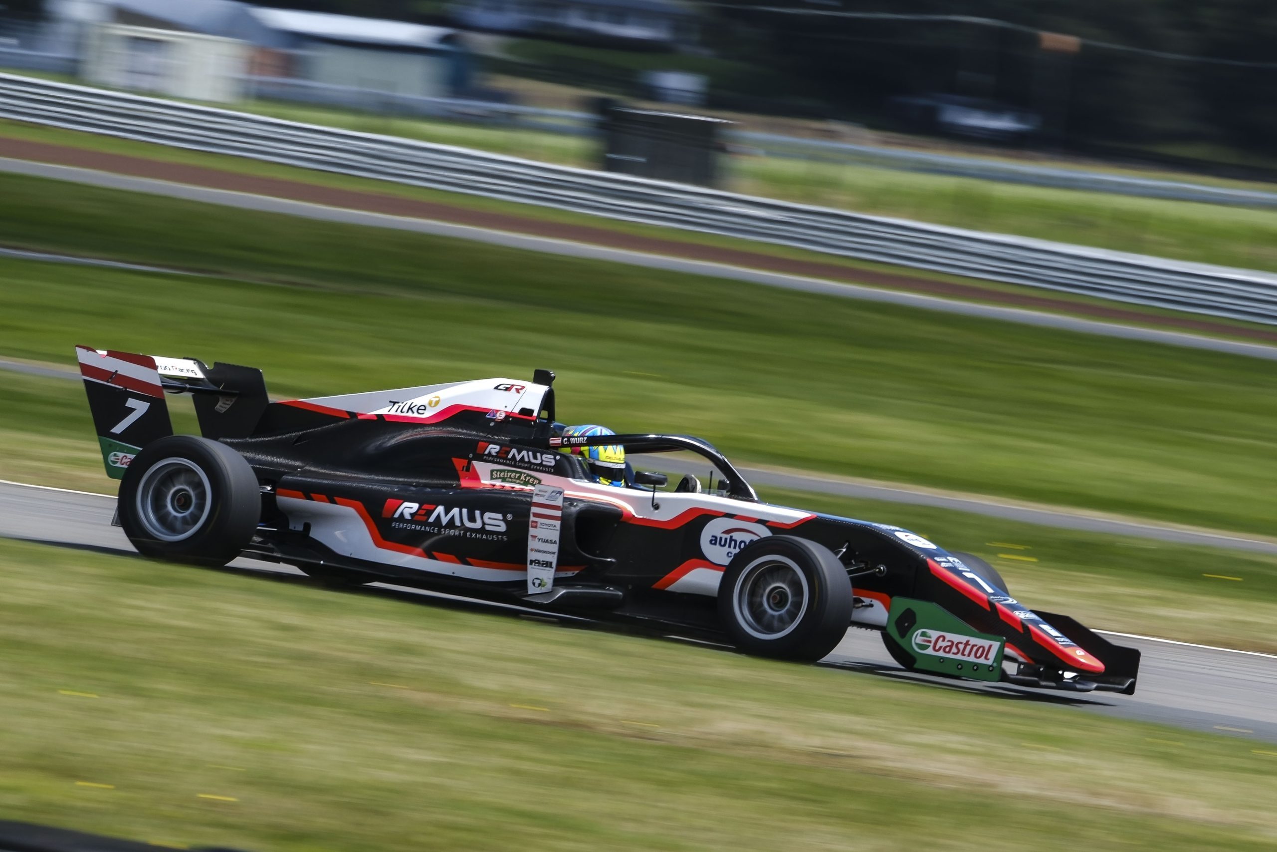 Charlie Wurz wins the Toyota Formula Regional Oceania Championship