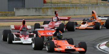 F5000 cars racing at Skope Classic