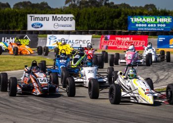 South Island Formula 1600 field racing at Timaru