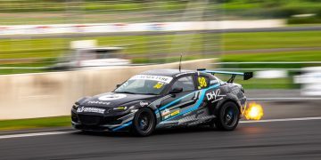Leo Bult's Mazda RX8 spitting flames on race track