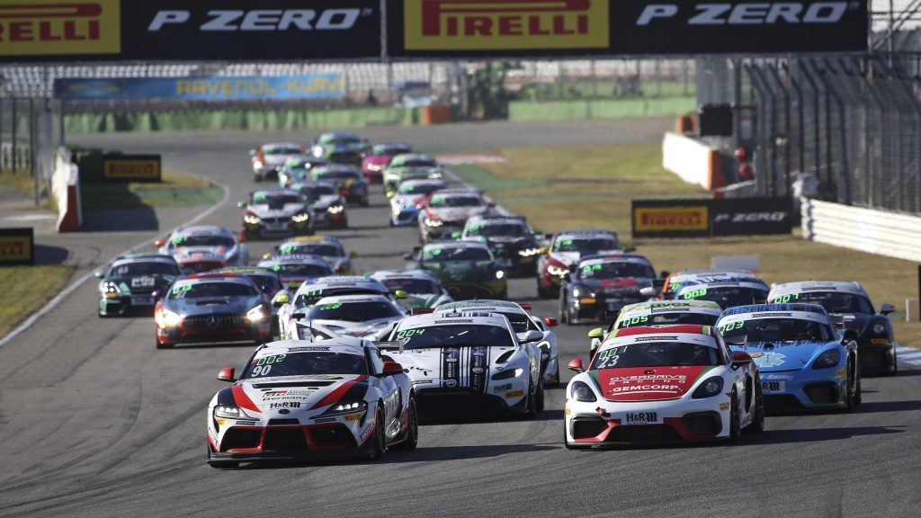 GT4 field racing at Hockenheimring