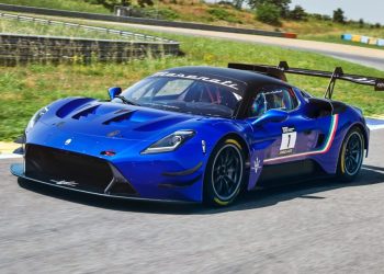 Maserati GT2 driving on track