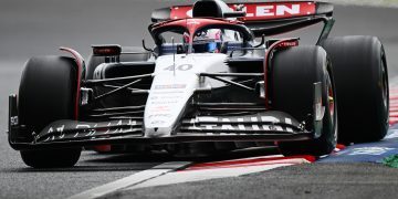 SUZUKA, JAPAN - SEPTEMBER 22: Liam Lawson of New Zealand driving the (40) Scuderia AlphaTauri AT04 on track during practice ahead of the F1 Grand Prix of Japan at Suzuka International Racing Course on September 22, 2023 in Suzuka, Japan. (Photo by Clive Mason/Getty Images) // Getty Images / Red Bull Content Pool // SI202309220116 // Usage for editorial use only //