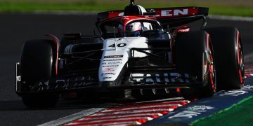 SUZUKA, JAPAN - SEPTEMBER 23: Liam Lawson of New Zealand driving the (40) Scuderia AlphaTauri AT04 on track during qualifying ahead of the F1 Grand Prix of Japan at Suzuka International Racing Course on September 23, 2023 in Suzuka, Japan. (Photo by Clive Mason/Getty Images) // Getty Images / Red Bull Content Pool // SI202309230234 // Usage for editorial use only //