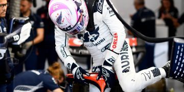 LUSAIL CITY, QATAR - OCTOBER 06: Liam Lawson of New Zealand and Scuderia AlphaTauri prepares to drive in the garage during qualifying ahead of the F1 Grand Prix of Qatar at Lusail International Circuit on October 06, 2023 in Lusail City, Qatar. (Photo by Rudy Carezzevoli/Getty Images) // Getty Images / Red Bull Content Pool // SI202310061449 // Usage for editorial use only //