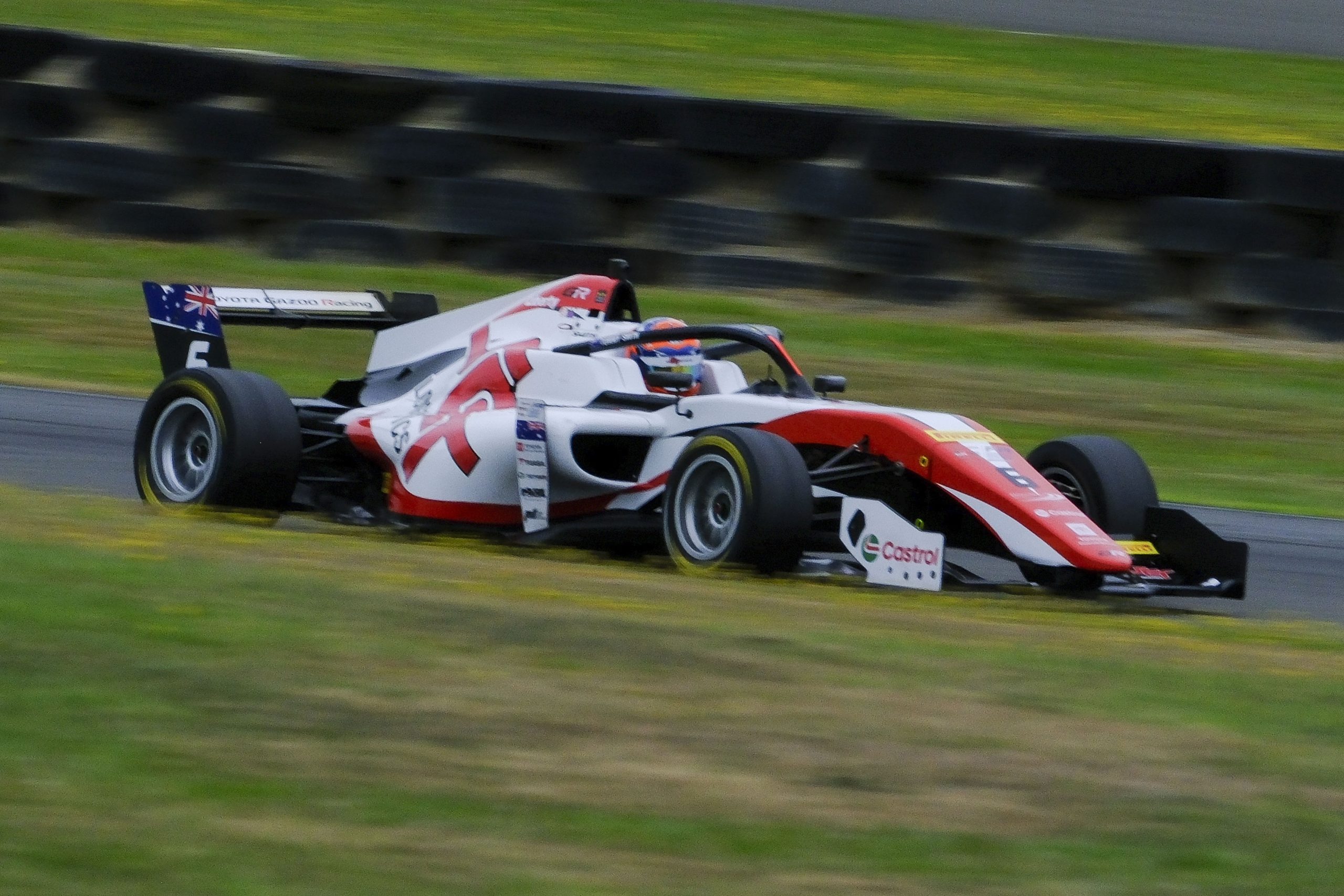MTEC Motorsport on the podium at Manfeild - VelocityNews