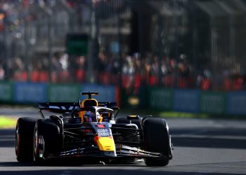 MELBOURNE, AUSTRALIA - MARCH 23: Max Verstappen of the Netherlands driving the (1) Oracle Red Bull Racing RB20 on track during qualifying ahead of the F1 Grand Prix of Australia at Albert Park Circuit on March 23, 2024 in Melbourne, Australia. (Photo by Robert Cianflone/Getty Images) // Getty Images / Red Bull Content Pool // SI202403230126 // Usage for editorial use only //