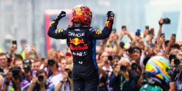 BARCELONA, SPAIN - JUNE 23: Max Verstappen of Oracle Red Bull Racing and The Netherlands celebrates finishing in 1st position during the F1 Grand Prix of Spain at Circuit de Barcelona-Catalunya on June 23, 2024 in Barcelona, Spain. (Photo by Peter Fox/Getty Images) // Getty Images / Red Bull Content Pool // SI202406230216 // Usage for editorial use only //