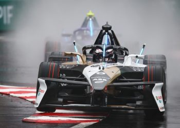 Joe Portlock/LAT Images