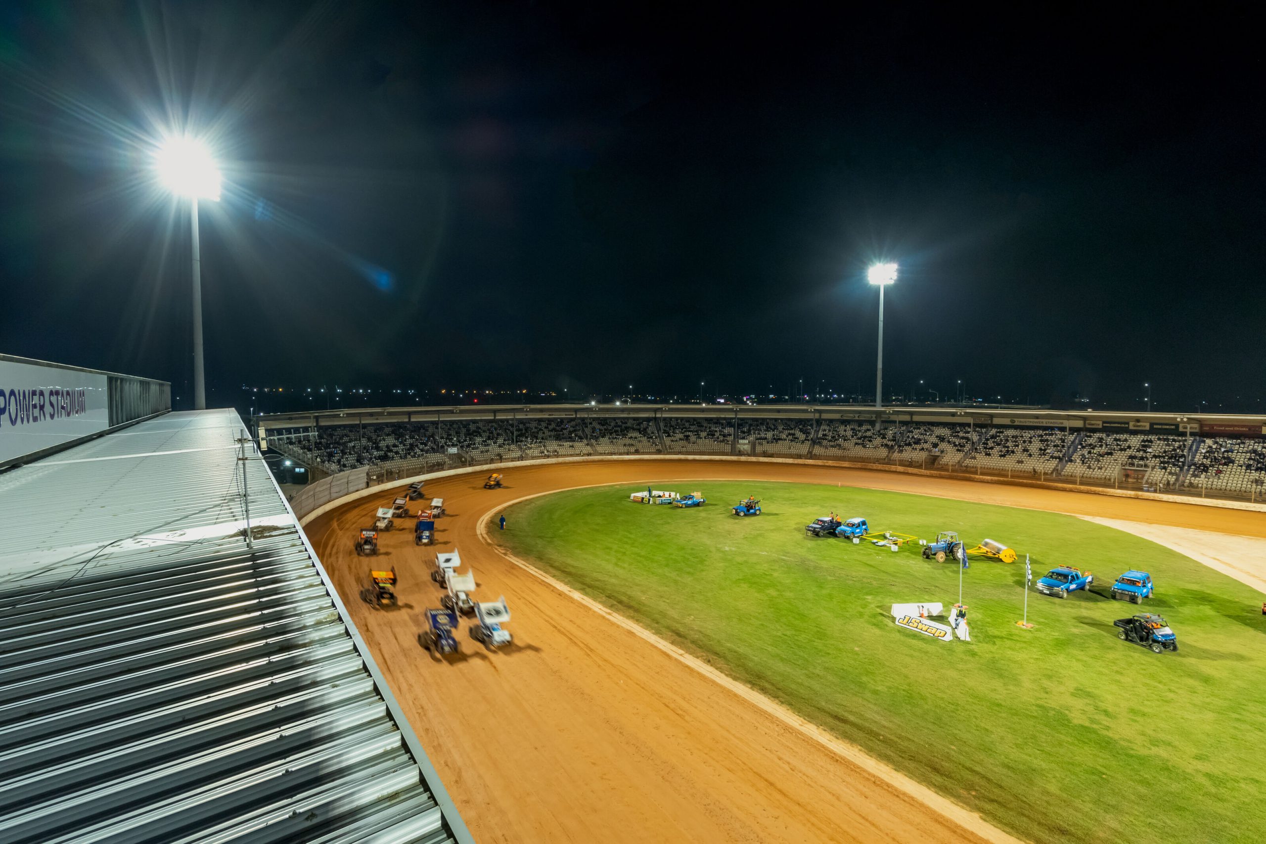 Baypark Speedway’s future on the line: Have your say and help keep ...