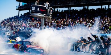 #88: Shane Van Gisbergen, Trackhouse Racing, Red Bull Chevrolet