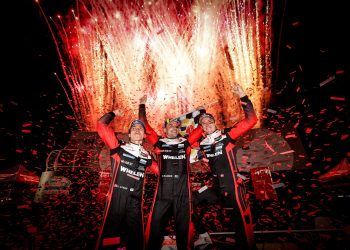 Winners #31: Cadillac Whelen, Cadillac V-Series.R, GTP: Jack Aitken, Earl Bamber, Frederik Vesti celebrate in Victory Lane