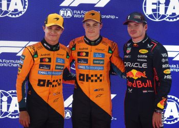 LUSAIL CITY, QATAR - NOVEMBER 29: Pole position qualifier Oscar Piastri of Australia and McLaren Second placed qualifier Lando Norris of Great Britain and McLaren and Third placed qualifier Max Verstappen of the Netherlands and Oracle Red Bull Racing during qualifying ahead of the F1 Grand Prix of Qatar at Lusail International Circuit on November 29, 2025 in Lusail City, Qatar. (Photo by Sam Bloxham/LAT Images) // Getty Images / Red Bull Content Pool // SI202511290451 // Usage for editorial use only //