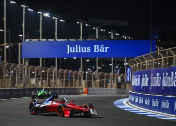 JEDDAH, SAUDI ARABIA - FEBRUARY 12: Nick Cassidy of New Zealand driving the (37) Citroen Racing e-CX on track during practice, ahead of the Jeddah E-Prix at Jeddah Corniche Circuit on February 12, 2026 in Jeddah, Saudi Arabia. (Photo by Simon Galloway/LAT Images)