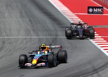 BARCELONA, SPAIN - JUNE 14: Liam Lawson of New Zealand driving the (30) Visa Cash App Racing Bulls VCARB 03 RB Ford leads Nico Hulkenberg of Germany driving the (27) Audi F1 Team R26 on track during the F1 Grand Prix of Barcelona-Catalunya at Circuit de Barcelona-Catalunya on June 14, 2026 in Barcelona, Spain. (Photo by Alastair Staley/LAT Images) // Getty Images / Red Bull Content Pool // SI202606140278 // Usage for editorial use only //