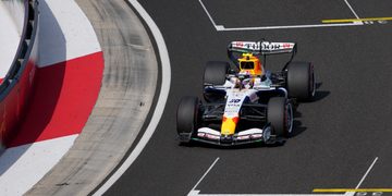BUDAPEST, HUNGARY - JULY 25: Liam Lawson of New Zealand driving the (30) Visa Cash App Racing Bulls VCARB 03 RB Ford on track during qualifying ahead of the F1 Grand Prix of Hungary at Hungaroring on July 25, 2026 in Budapest, Hungary. (Photo by Sona Maleterova/Getty Images) // Getty Images / Red Bull Content Pool // SI202607250352 // Usage for editorial use only //