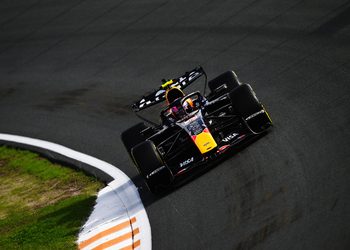 ZANDVOORT, NETHERLANDS - AUGUST 21: Liam Lawson of New Zealand driving the (30) Oracle Red Bull Racing RB22 Red Bull Ford Powertrains on track during Sprint Qualifying ahead of the F1 Grand Prix of Netherlands at Circuit Zandvoort on August 21, 2026 in Zandvoort, Netherlands. (Photo by Rudy Carezzevoli/Getty Images) // Getty Images / Red Bull Content Pool // SI202608210407 // Usage for editorial use only //