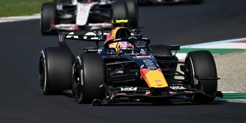 MONZA, ITALY - SEPTEMBER 06: Liam Lawson of New . ealand driving the (30) Oracle Red Bull Racing RB22 Red Bull Ford Powertrains on track during the F1 Grand Prix of Italy at Autodromo Nazionale Monza on September 06, 2026 in Monza, Italy. (Photo by Sam Bagnall/Sutton Images) // Getty Images / Red Bull Content Pool // SI202609060680 // Usage for editorial use only //