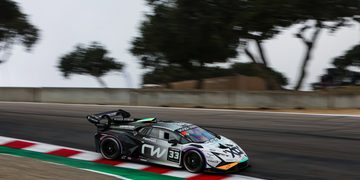 33 Will Bamber, Darius Trinka, XONINE RACING, Lamborghini Downers Grove,  Lamborghini Huracan Super Trofeo Evo2