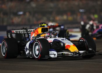 SINGAPORE, SINGAPORE - OCTOBER 11: Liam Lawson of New Zealand driving the (30) Visa Cash App Racing Bulls VCARB 03 RB Ford on track during the F1 Grand Prix of Singapore at Marina Bay Street Circuit on October 11, 2026 in Singapore, Singapore. (Photo by Alastair Staley/LAT Images) // Getty Images / Red Bull Content Pool // SI202610110413 // Usage for editorial use only //
