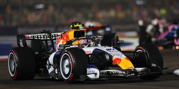 SINGAPORE, SINGAPORE - OCTOBER 11: Liam Lawson of New Zealand driving the (30) Visa Cash App Racing Bulls VCARB 03 RB Ford on track during the F1 Grand Prix of Singapore at Marina Bay Street Circuit on October 11, 2026 in Singapore, Singapore. (Photo by Alastair Staley/LAT Images) // Getty Images / Red Bull Content Pool // SI202610110413 // Usage for editorial use only //
